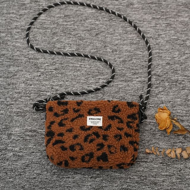Applique Crossbody Bag Fleece
