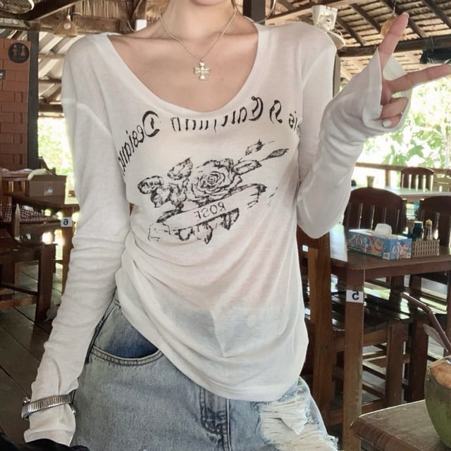 Long-Sleeve T-Shirt One-Shoulder Lettering