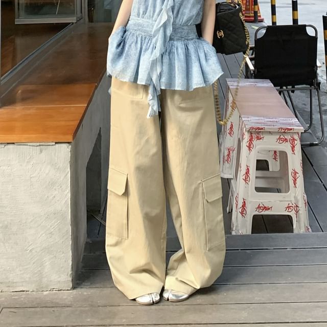 Plain Patterned Leg Waist Cargo Ruffle Top / High Halter Pants Print Wide