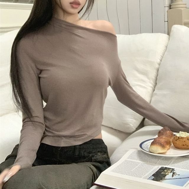 Shoulder Crop Long-Sleeve Plain Top Off