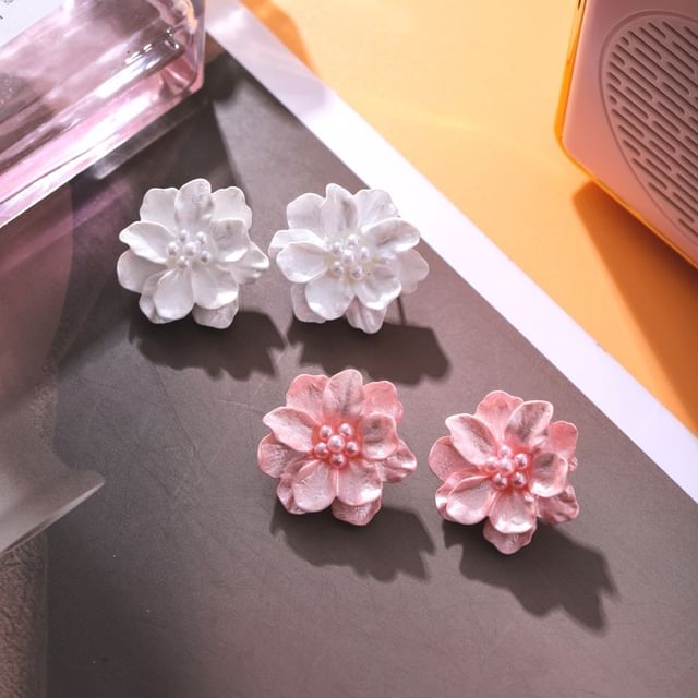 Stud Earring Flower Faux Pearl