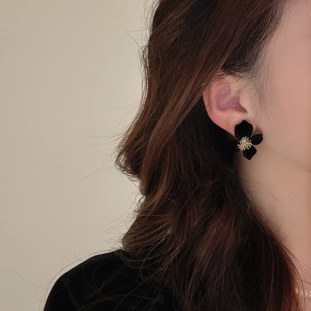Velvet Flower Stud Earring