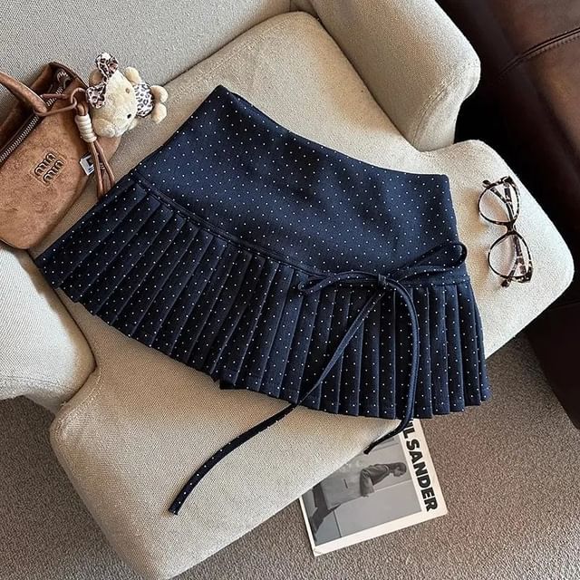 Dotted Pleated A-Line High Rise Mini Skirt