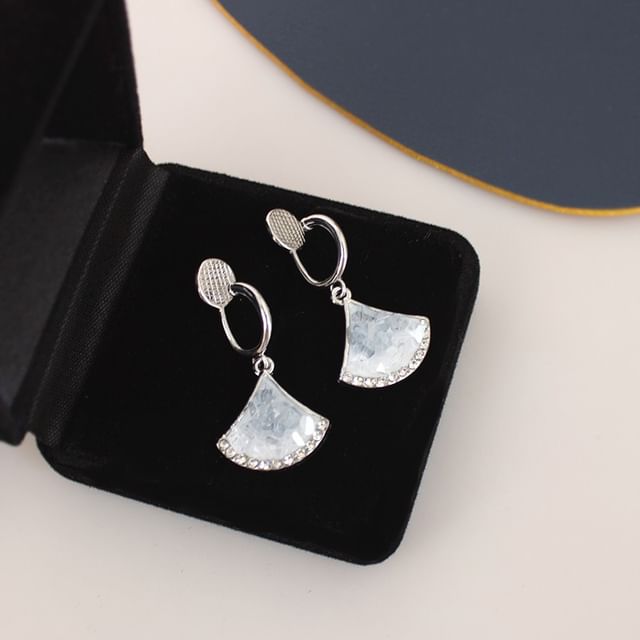 / Drop Clip-On Earring Gingko Rhinestone