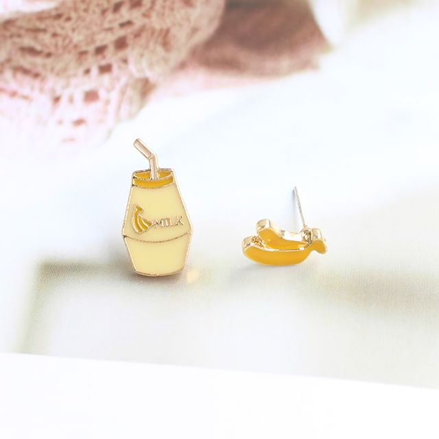 Stud Clip-On / Asymmetrical Fruit Milk Earring