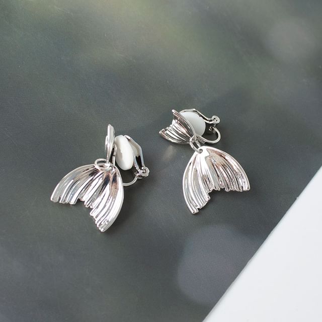 Stud / Clip-On Fish Tail Earring