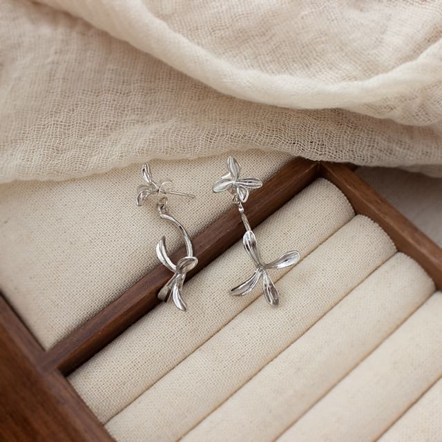 / Drop Clip-On Flower Earring