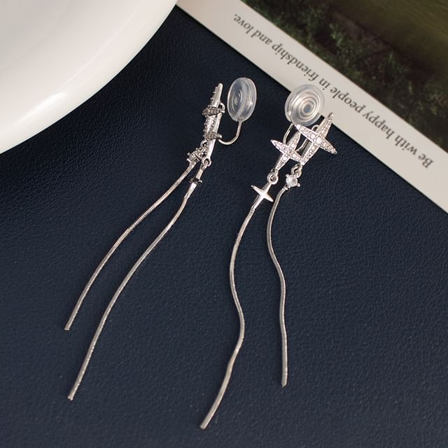 Rhinestone / Star Clip-On Dangle Earring