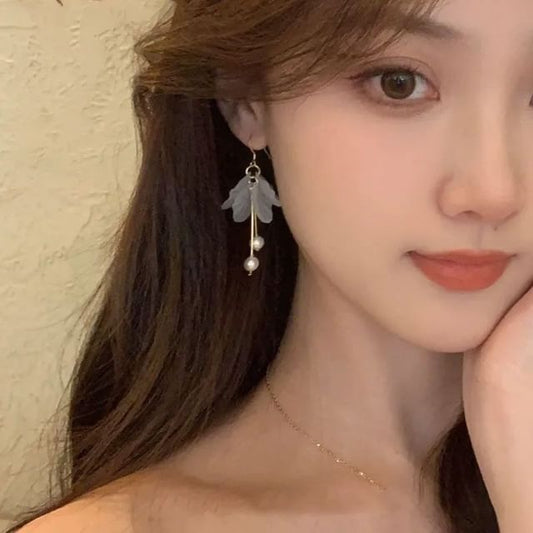 Earring Flower Pearl Drop Faux