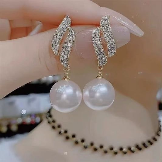 Pearl Rhinestone Faux Earring Stud