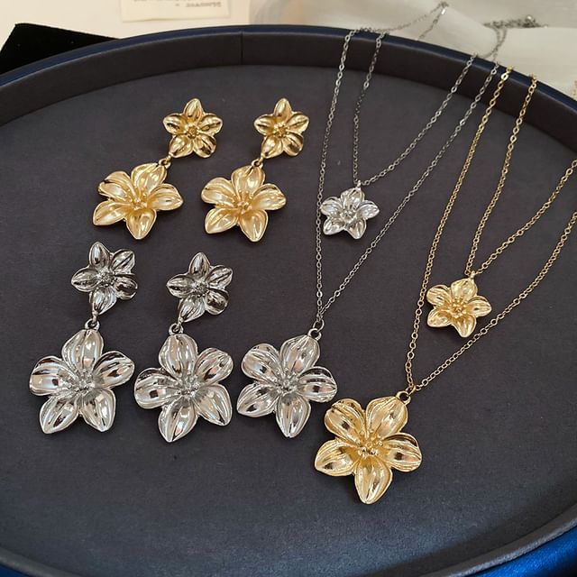 Floral Earring Drop Pendant / Necklace Alloy