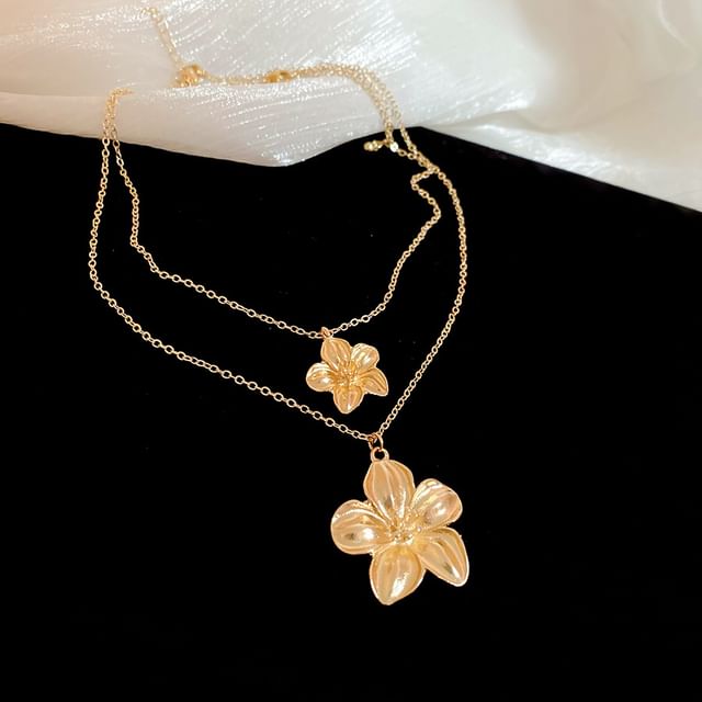 Floral Earring Drop Pendant / Necklace Alloy