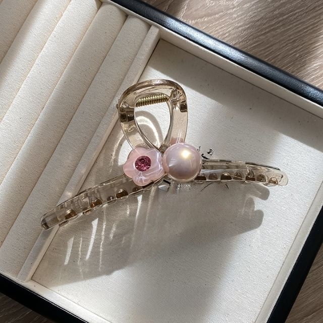 Faux Claw Flower Hair Pearl Acrylic