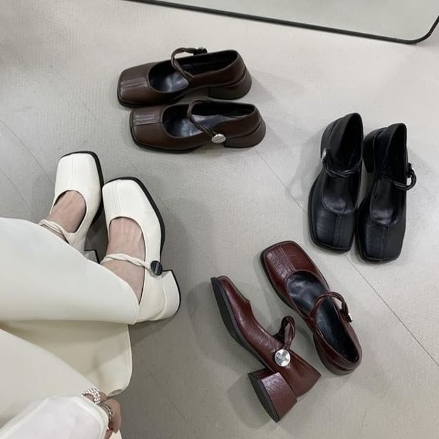 Mary Heel Jane Pumps Block Toe Square