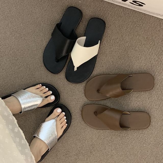 Sandals Leather Faux Slide Thong