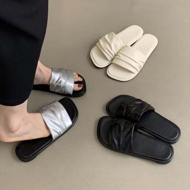 Sandals Ruched Slide