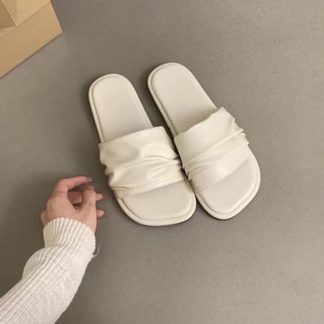 Sandals Ruched Slide
