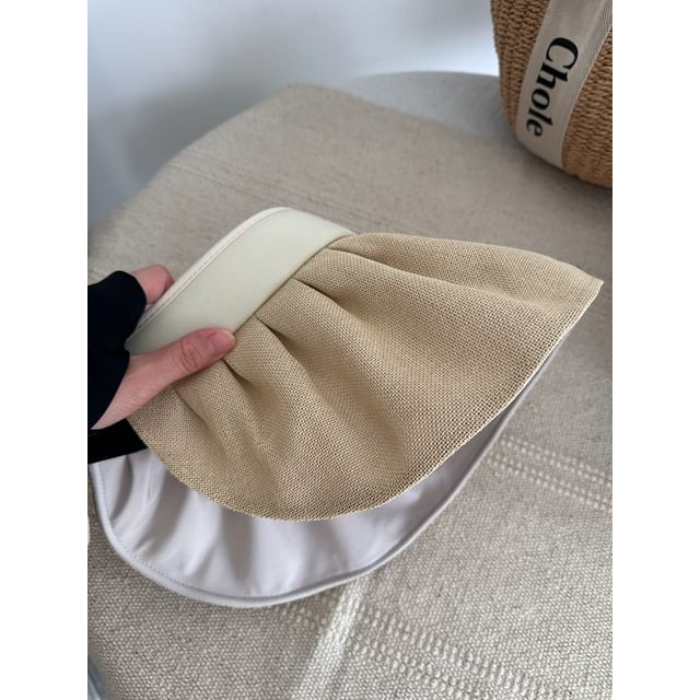 Ruffle Hat Lettering Sun