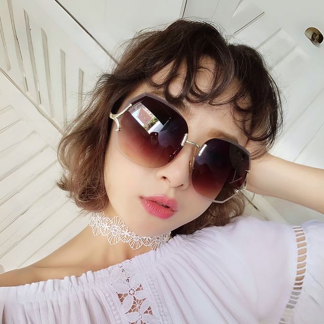 Case (Various Frameless Gradient Set: Sunglasses Designs) + Cleaning Cloth