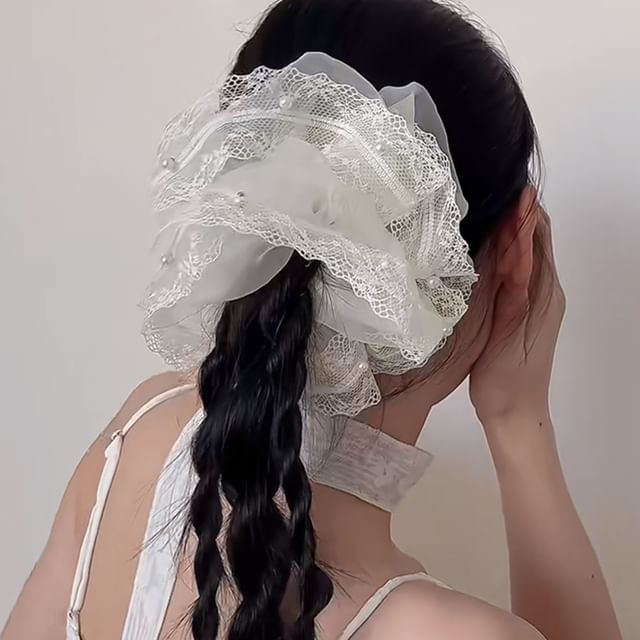 Scrunchie Trim Lace
