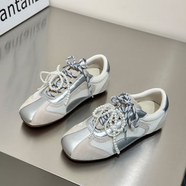 Bow Beaded Toe Square Panel Mesh Sneakers