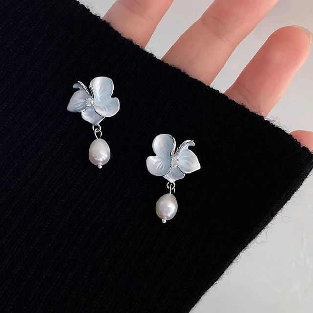 / Clip Drop Faux Pearl On Earring Flower