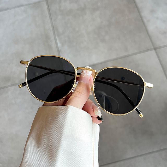 Sunglasses Round Metal Frame
