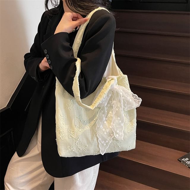 Embroidered Tote Floral Bag