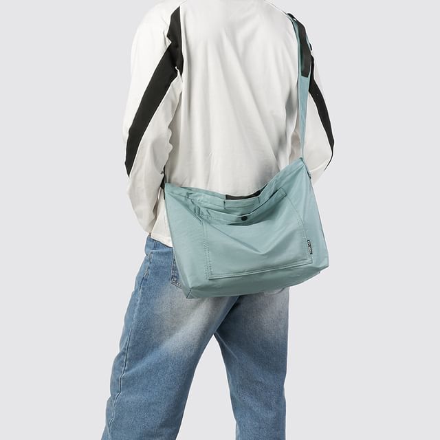 Zip Lightweight Bag Plain Messenger