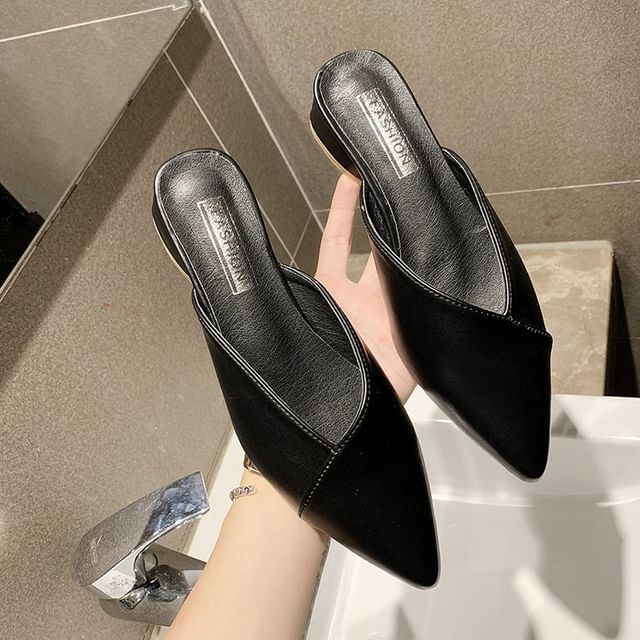 Pointed Mules Leather Faux Toe