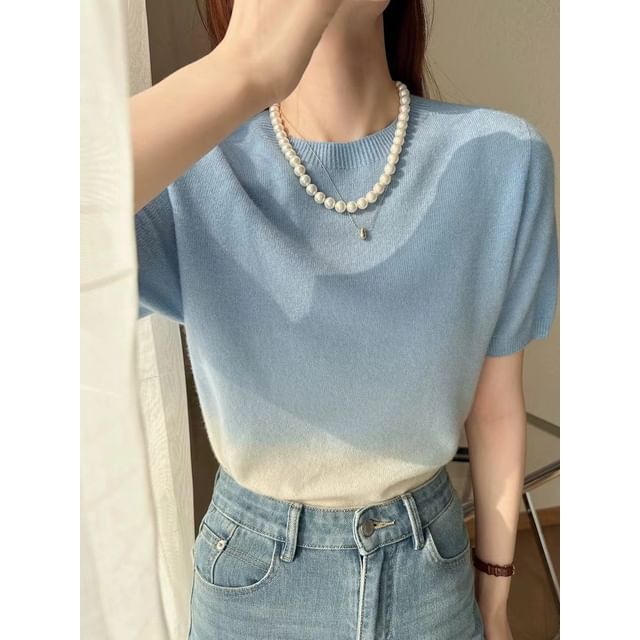 Gradient Neck Top Crew Short-Sleeve Knit