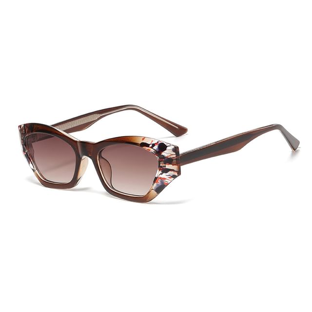 Cat Eye Thick Sunglasses