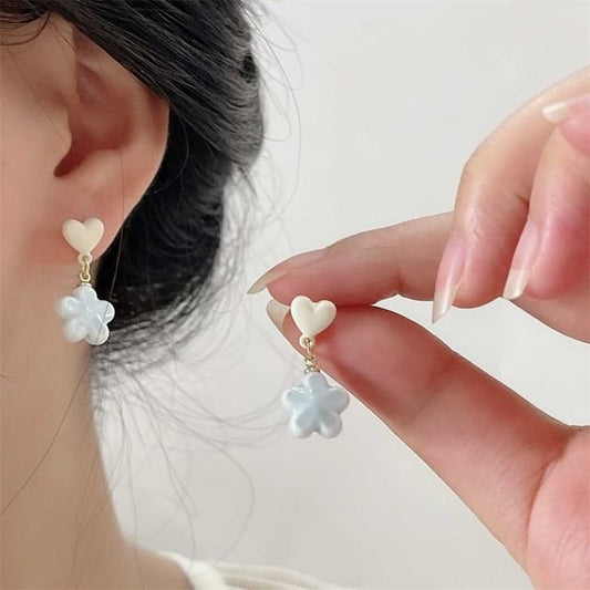 Earring / Heart Clip Drop Flower On