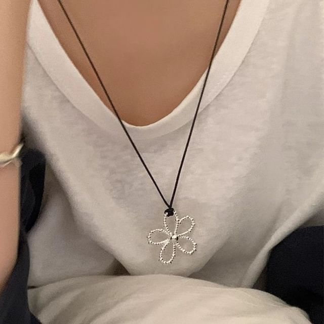 Cord Necklace Pendant Flower
