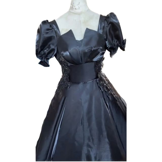 Embroidered Neck Plain Evening Gown Short-Sleeve Square Ball