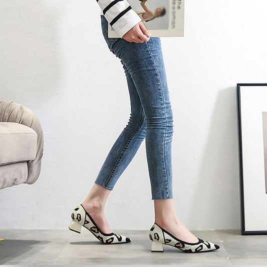 Pointed Striped Chunky Heel Pumps