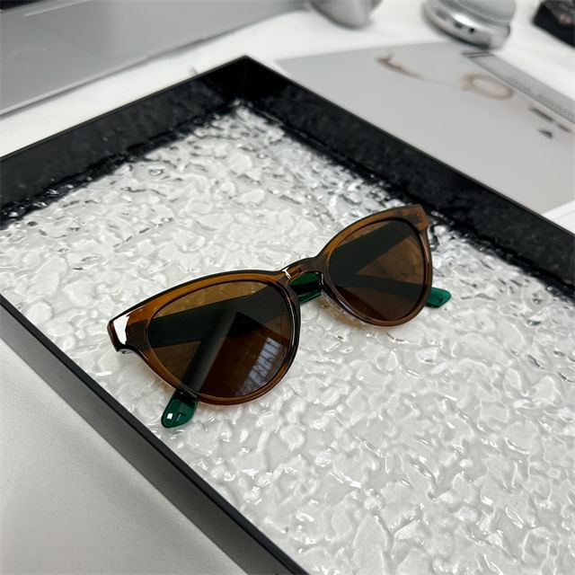 Eye Plain Cat Sunglasses