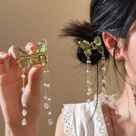 Butterfly Fringed Pearl Claw Hair Faux