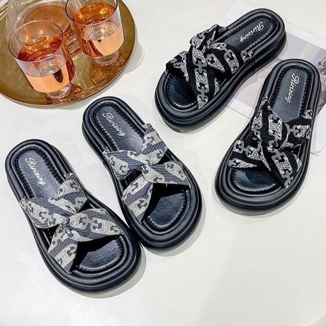 Criss Slide Print Platform Cross Knot Sandals