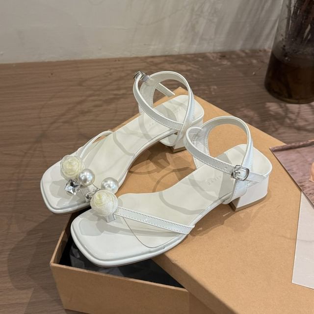 Faux Sandals Block Flower Pearl Heel