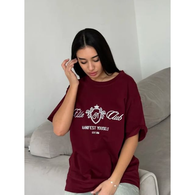 Embroidered Tee Elbow-Sleeve Neck Lettering Crew