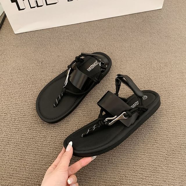 Thong Sandals Buckled