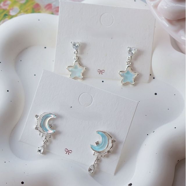 Earring Stud Asymmetrical