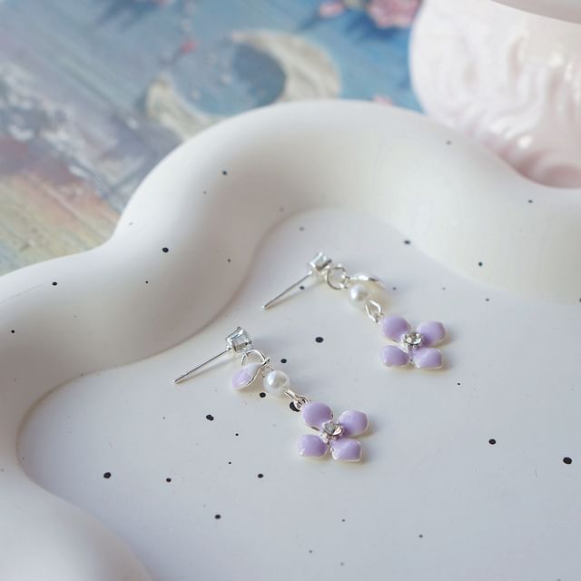 Floral / Clip Earring Dangle On