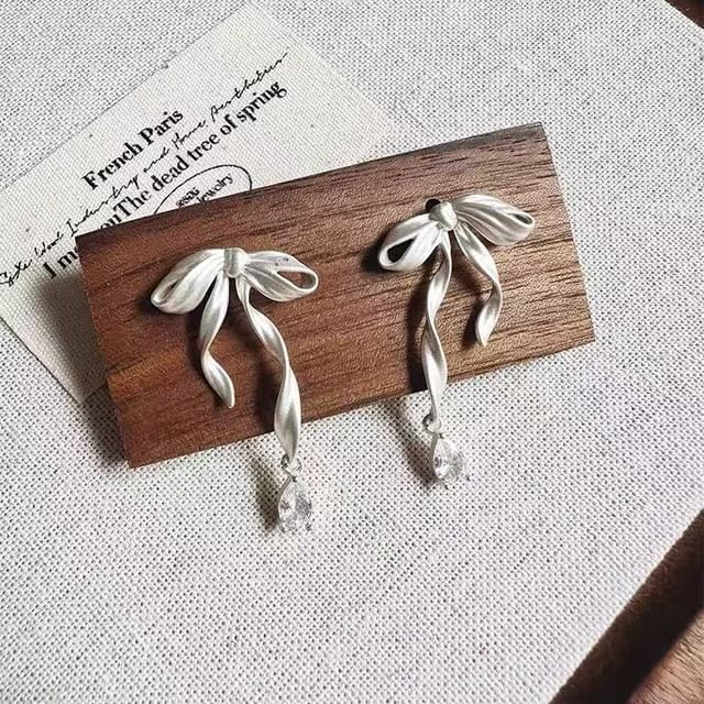 Clip-On Bow Drop / Earring Rhinestone