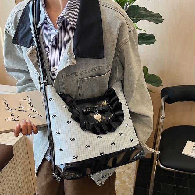 Crossbody Bow Bag Patterned Accent