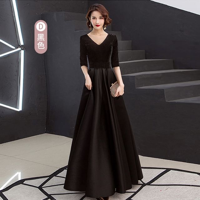 Velvet Short-Sleeve A-Line Gown Plain Evening V-Neck