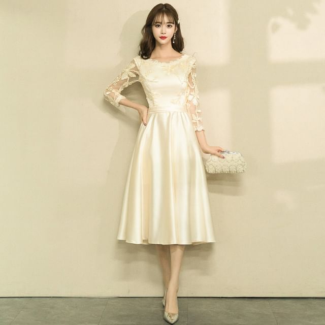 Lace Round Long-Sleeve Gown Neck Panel Evening