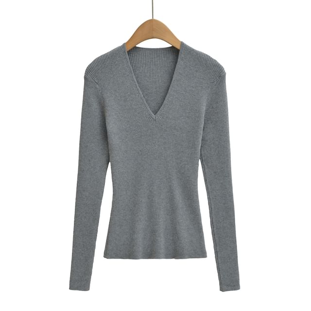 Knit V-Neck Long-Sleeved Top