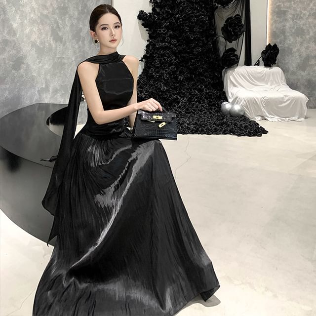 A-Line Plain Gown Halter Open Neck Evening Back